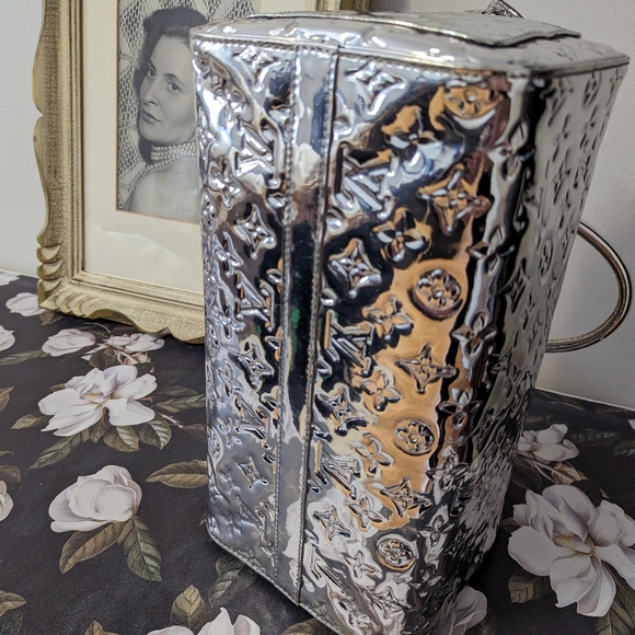 Special Edition LV Mirror Speedy 30 - Picture 15 of 16